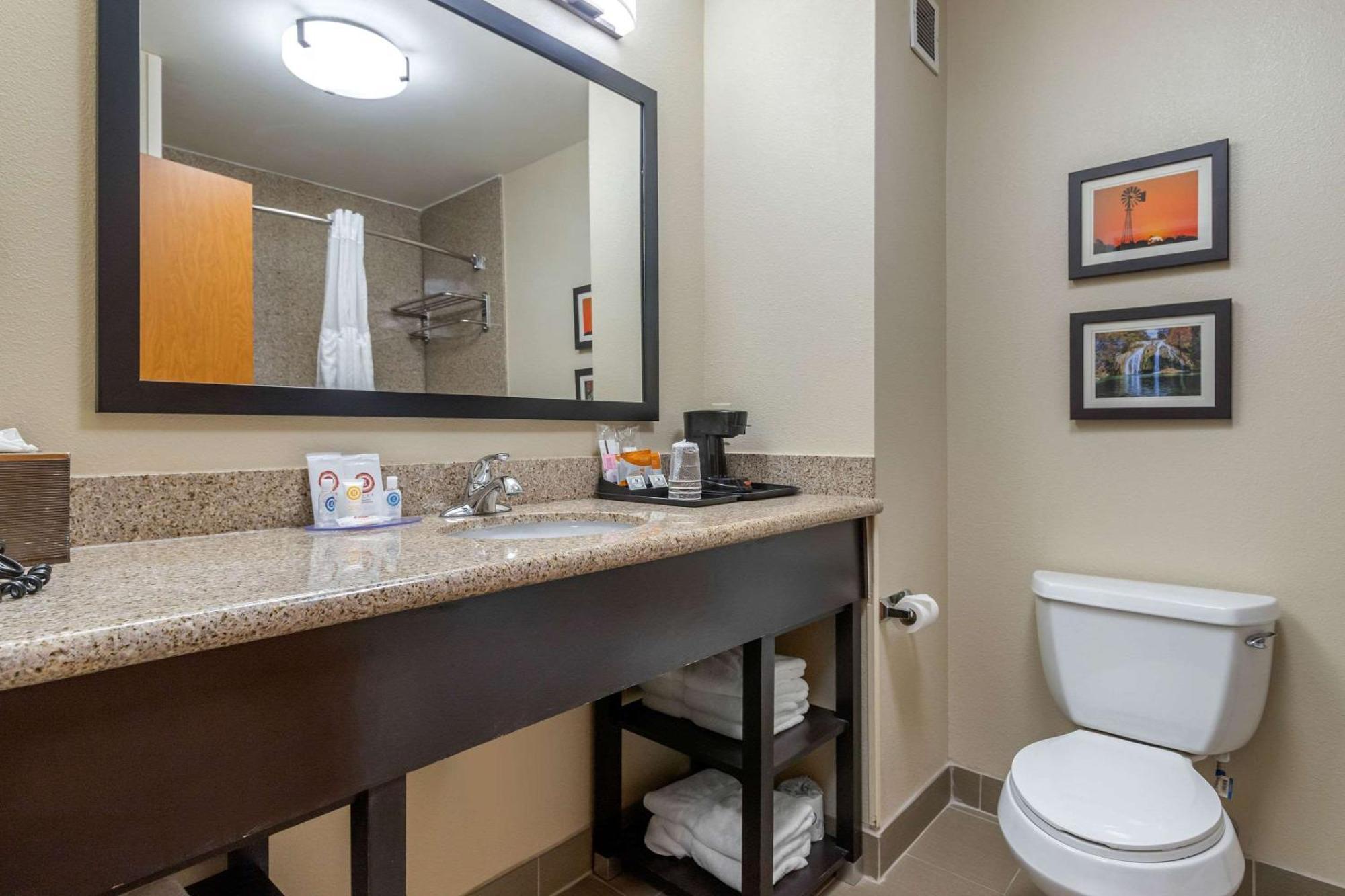 Comfort Inn & Suites Glenpool Exteriér fotografie